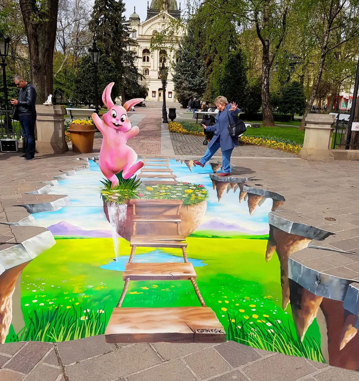 3D maľba veľkonočného zajaca na chodníku v Košiciach
